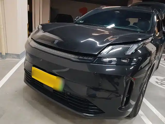 2024 Lynk & Co 08