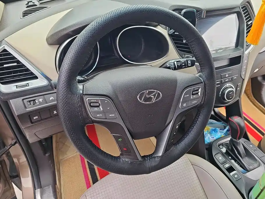 Hyundai Santa Fe — миниатюра 15