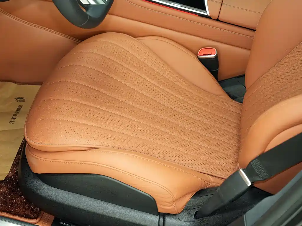 Mercedes-Benz S-Class — миниатюра 12