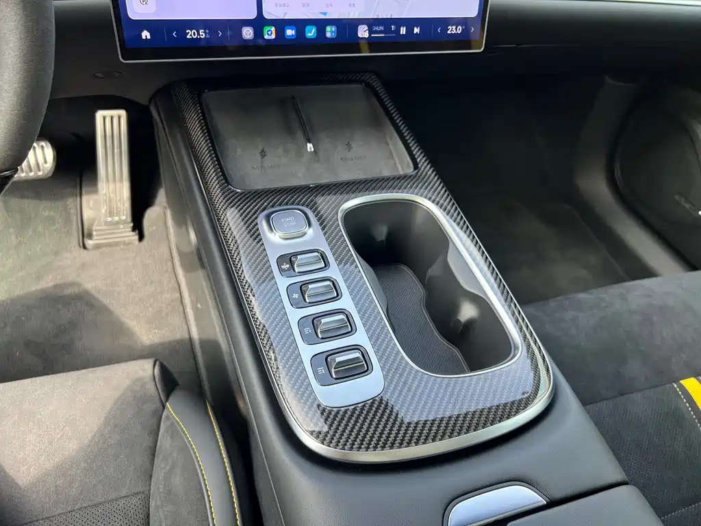 XIAOMI CAR XIAOMI SU7 ULTRA