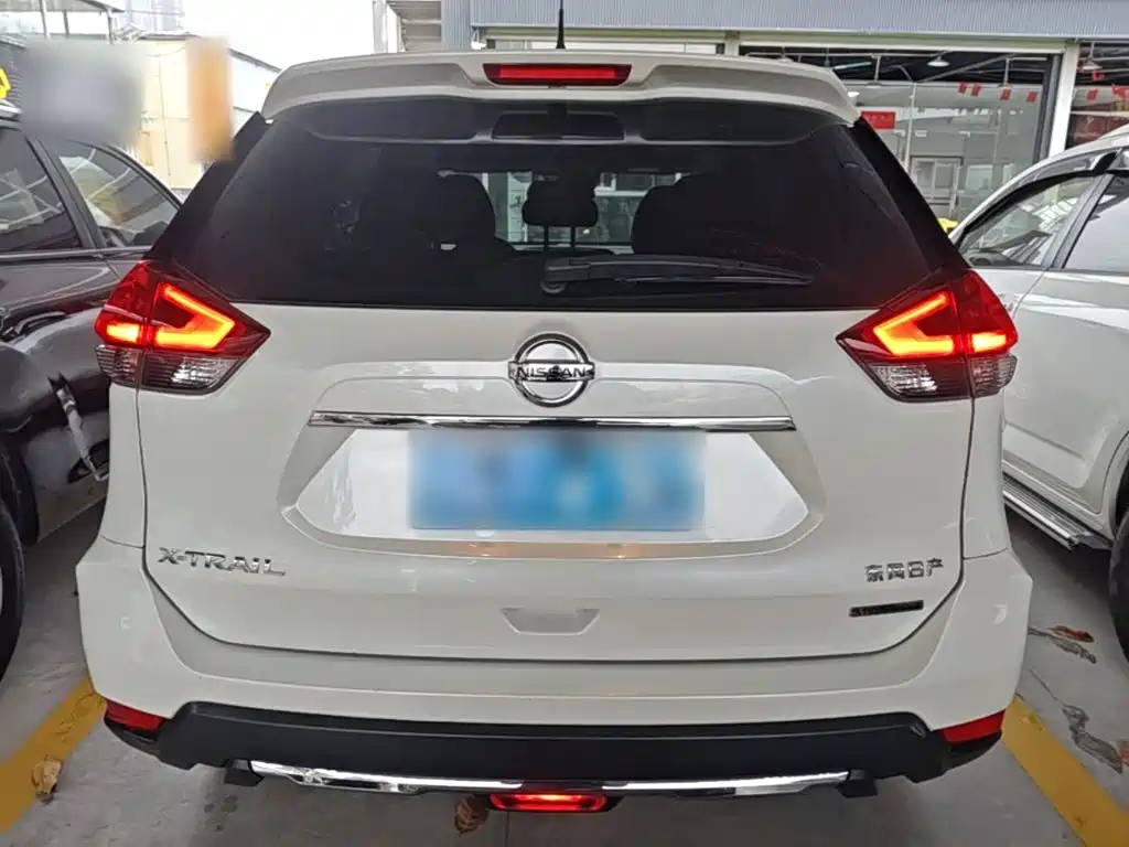 Nissan X-Trail — миниатюра 6