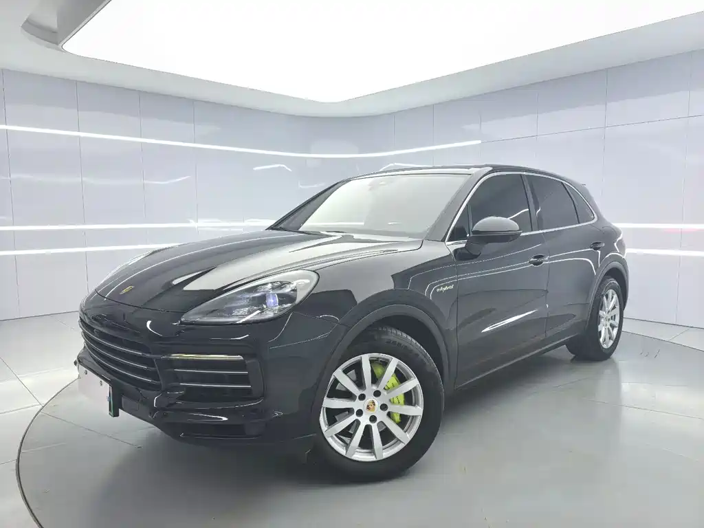 PORSCHE CAYENNE NEW ENERGY