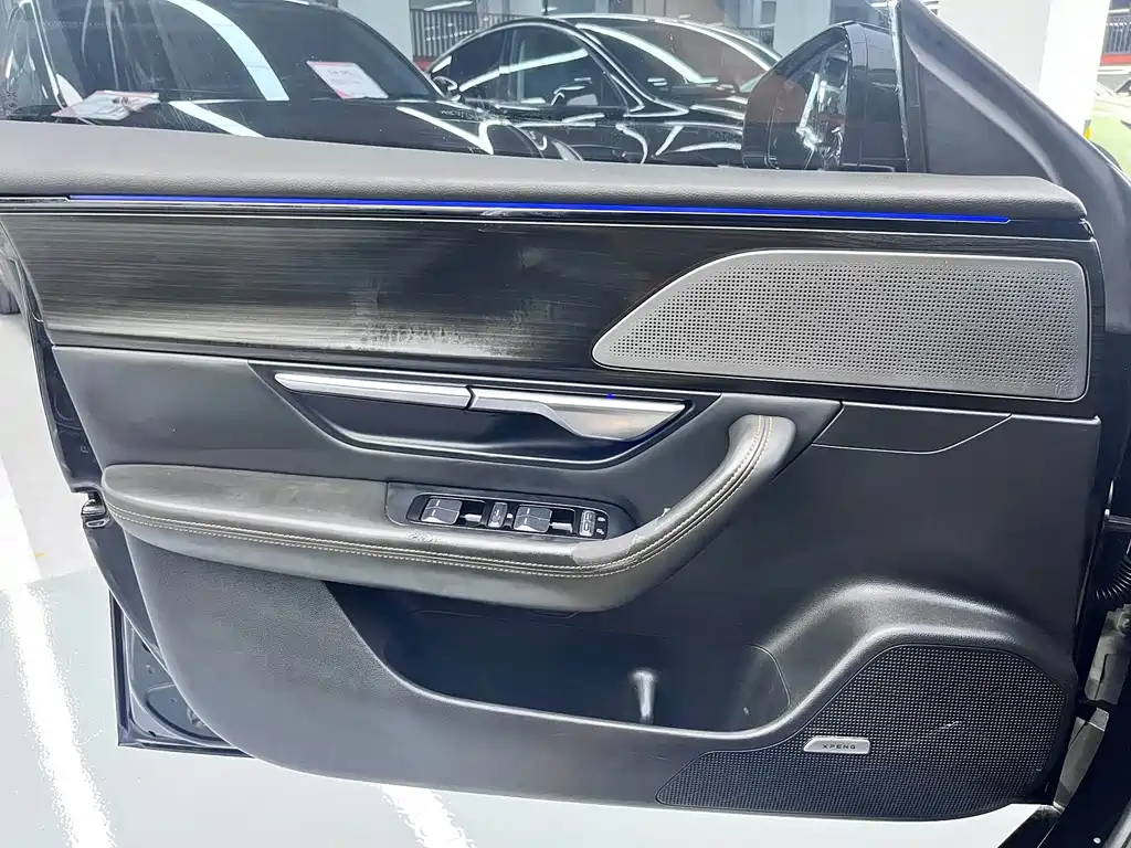 XPeng P7 — миниатюра 8