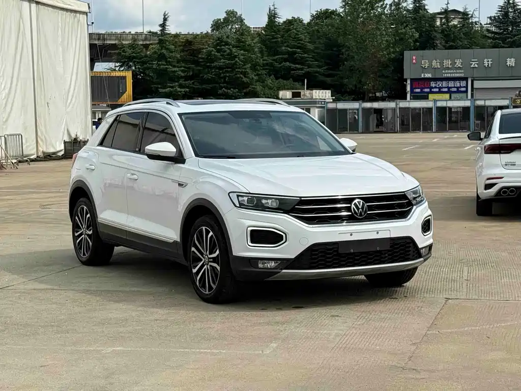 Volkswagen T-Roc — миниатюра 3