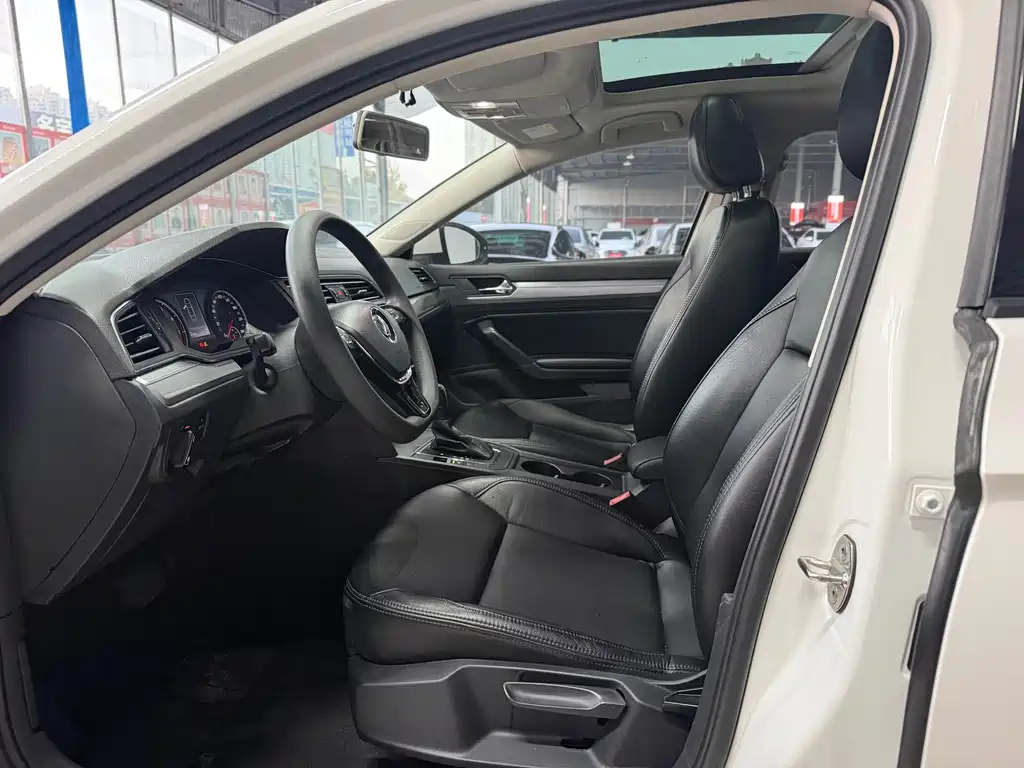 Volkswagen Lamando — миниатюра 5