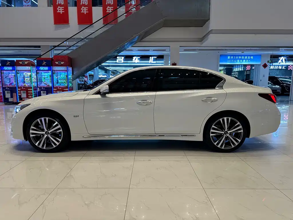 Infiniti Q50L — миниатюра 8