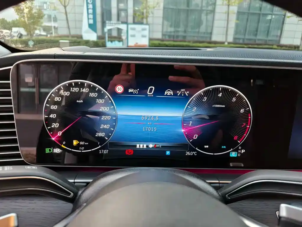 Mercedes-Benz GLE (Import) — миниатюра 5