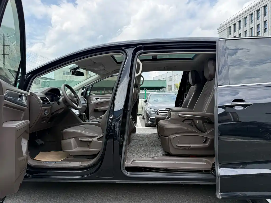 Volkswagen Viloran — миниатюра 14