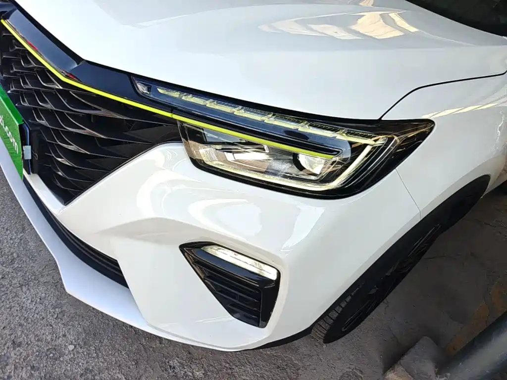 Roewe RX5 — миниатюра 24
