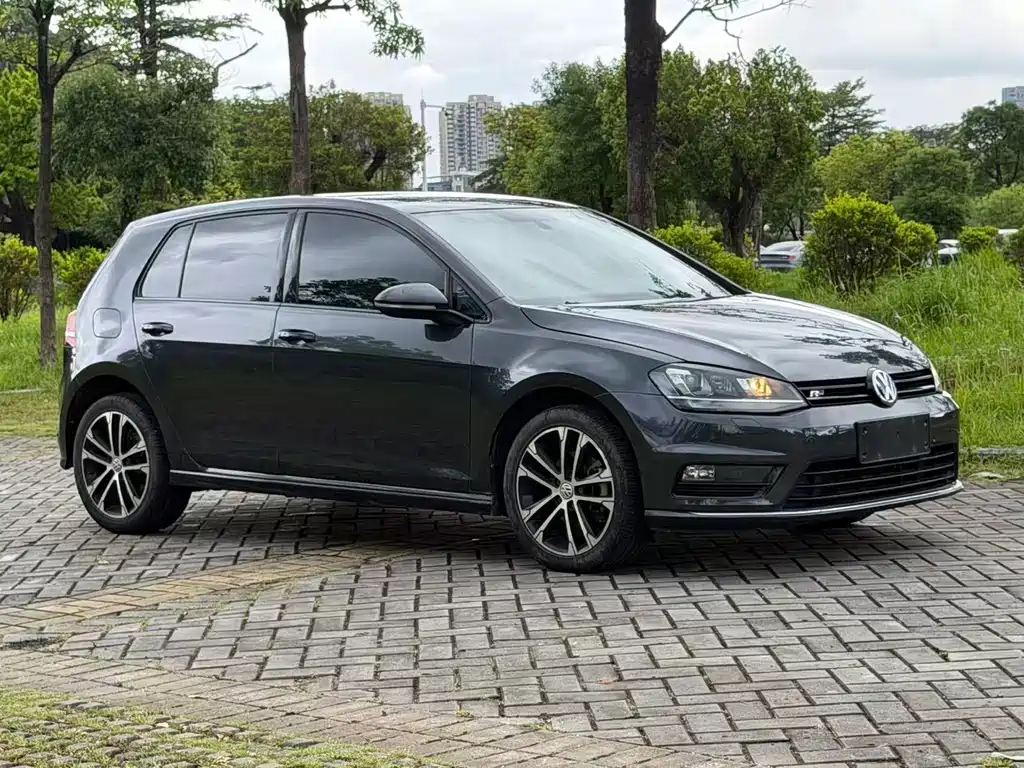 Volkswagen Golf — миниатюра 3