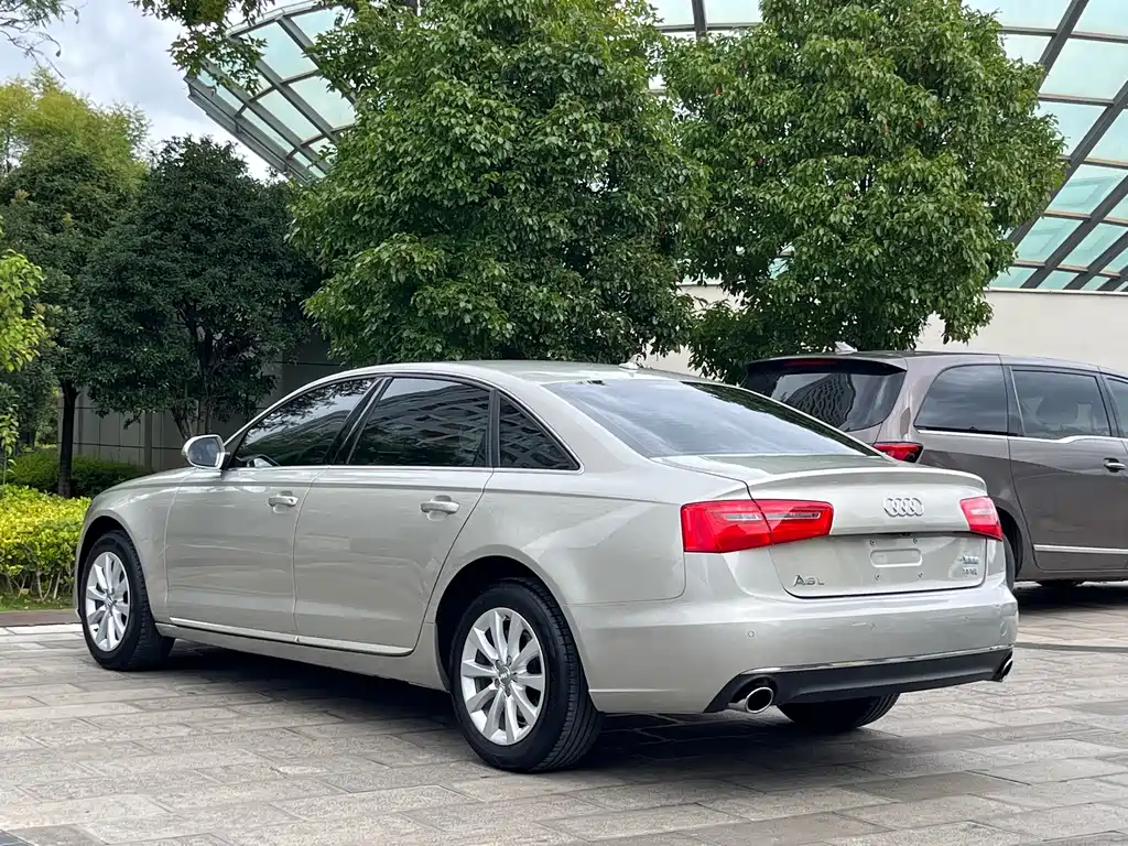 Audi A6L — миниатюра 9