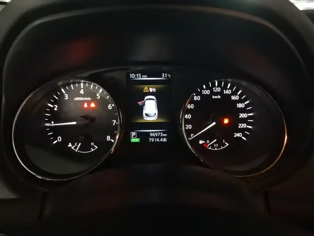Nissan Qashqai — миниатюра 12