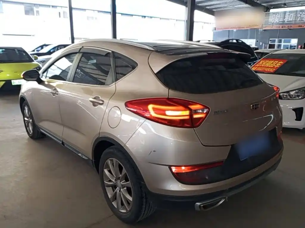 Geely Emgrand GS — миниатюра 5