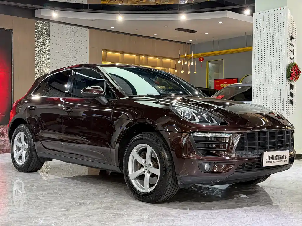 Porsche Macan — миниатюра 3