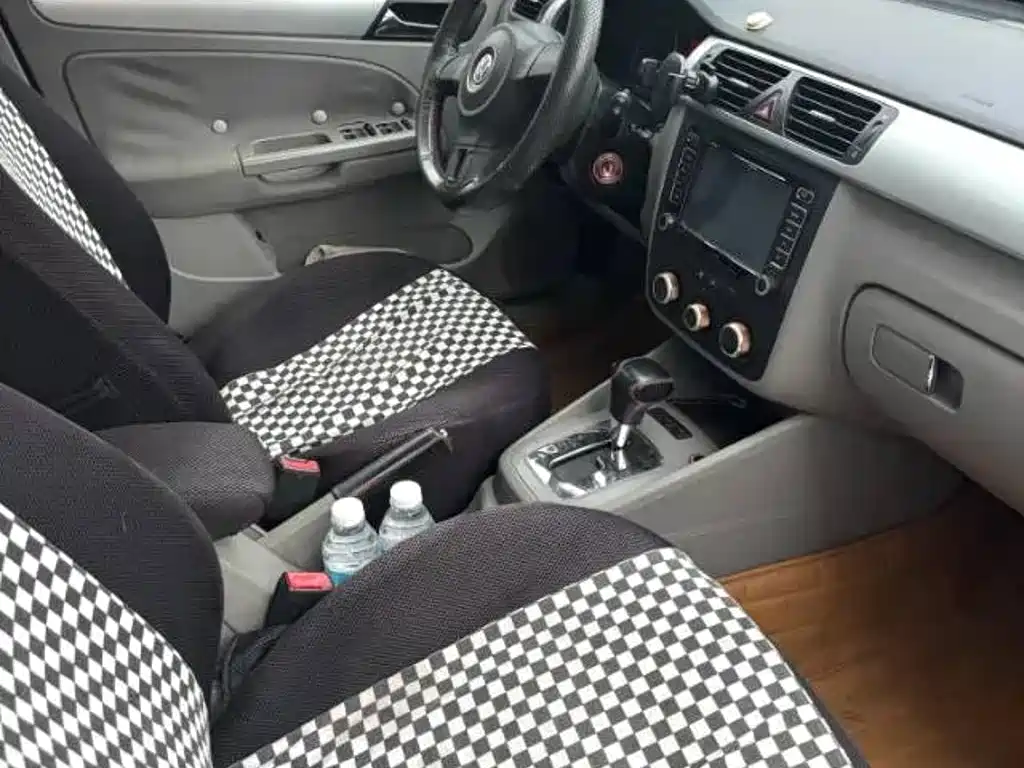 Volkswagen Bora — миниатюра 6