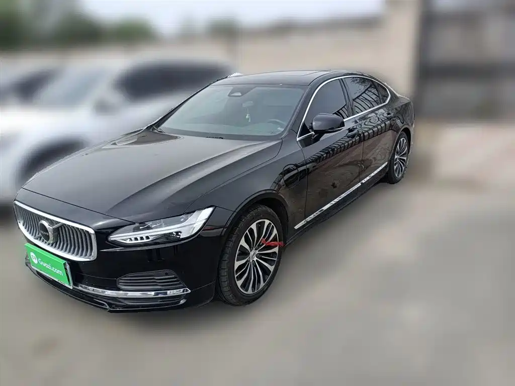 Volvo S90 PHEV 2024