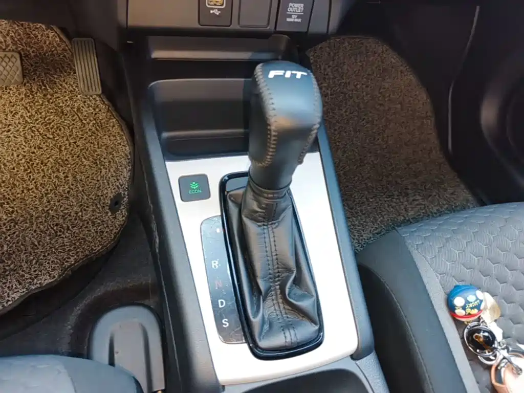 Honda Fit — миниатюра 14
