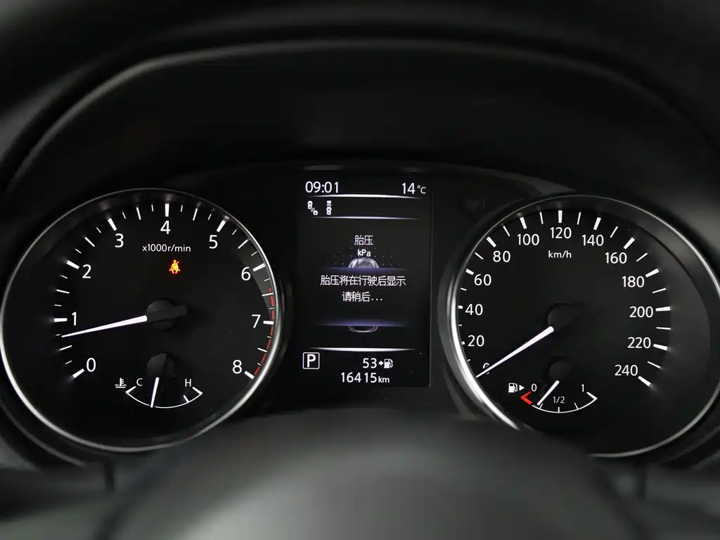 Nissan Qashqai — миниатюра 9
