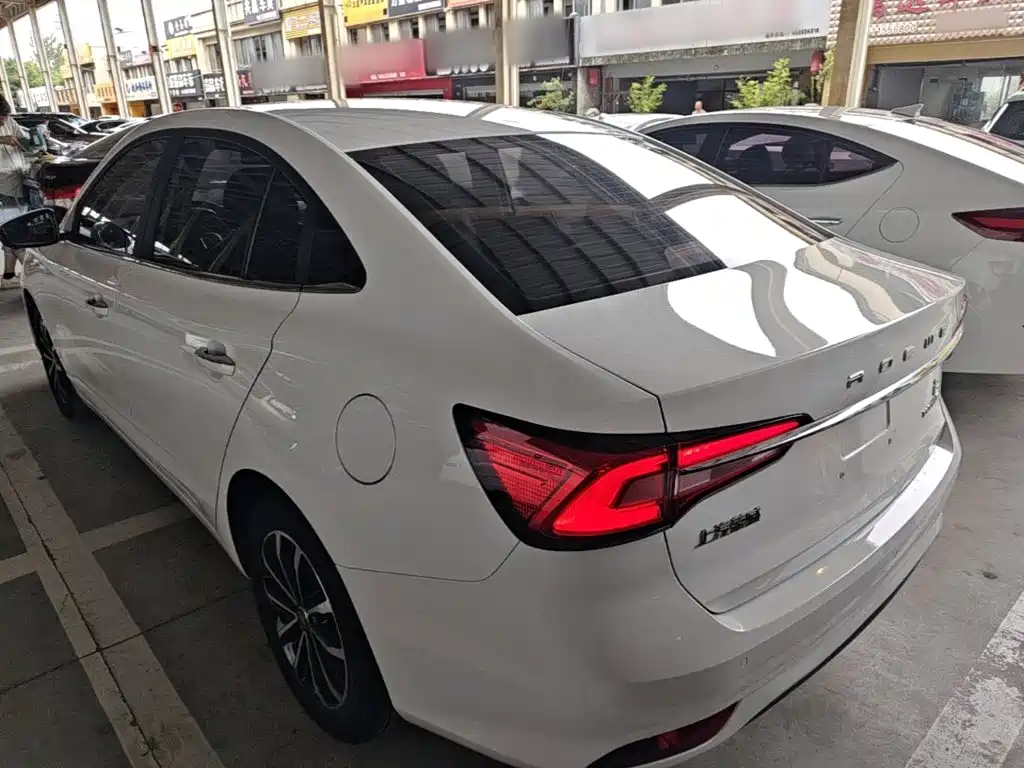 Roewe i5 — миниатюра 5