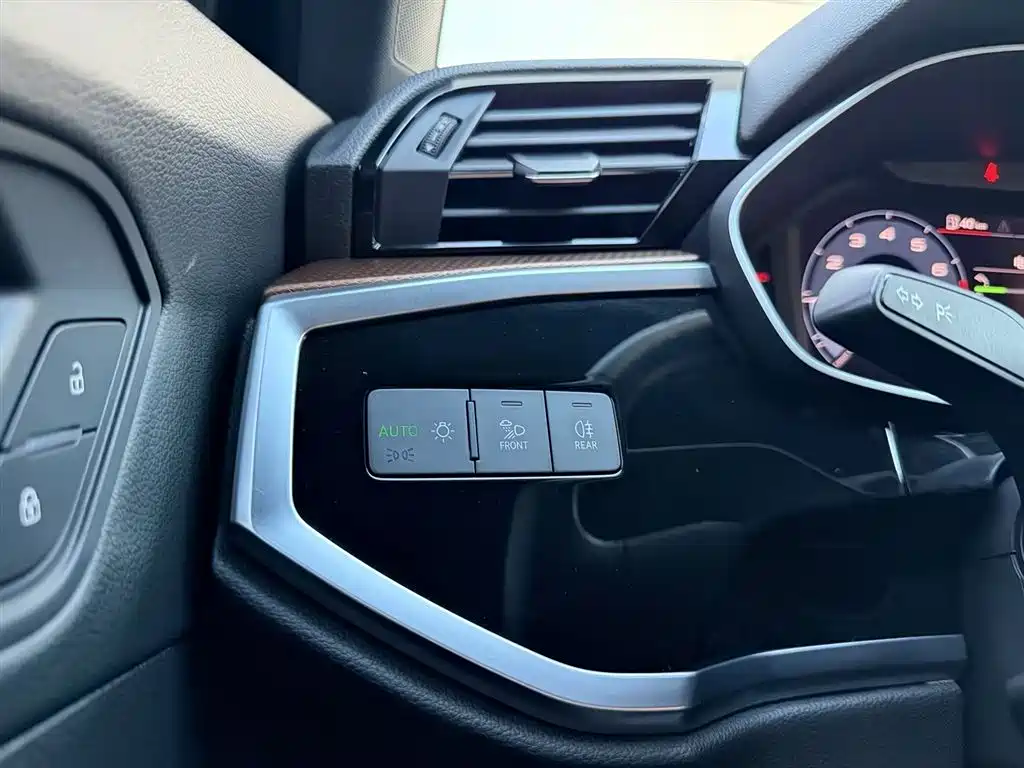 Audi Q3 — миниатюра 7