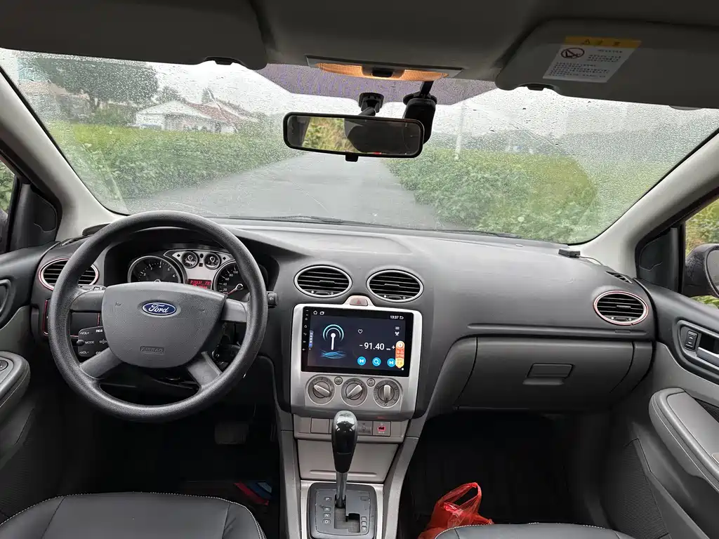 Ford Focus — миниатюра 9