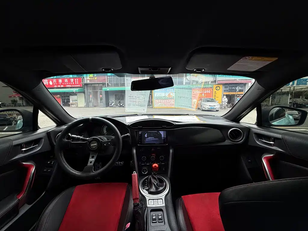 Toyota 86 — миниатюра 10