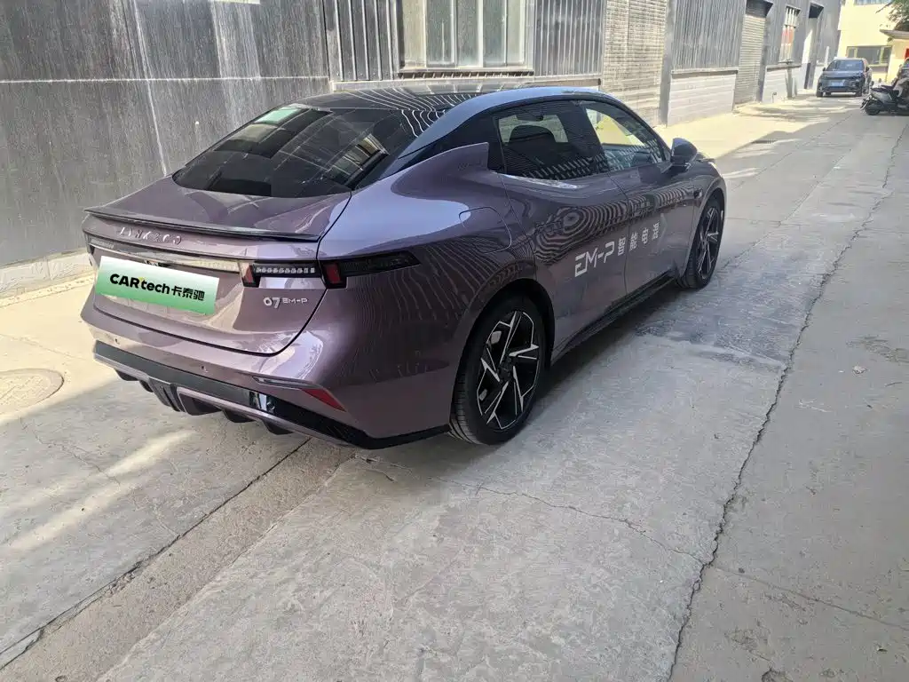 Lynk & Co 07 EM-P — миниатюра 12