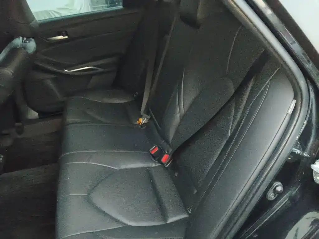 Toyota Avalon — миниатюра 13