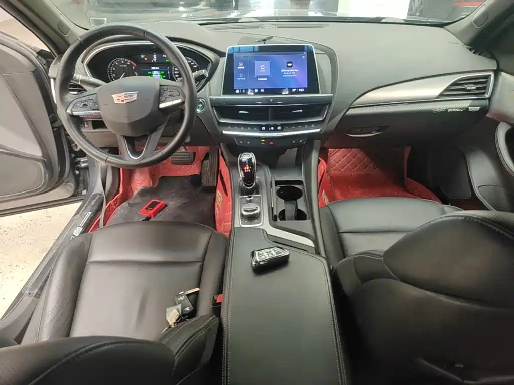 Cadillac CT5 — миниатюра 10