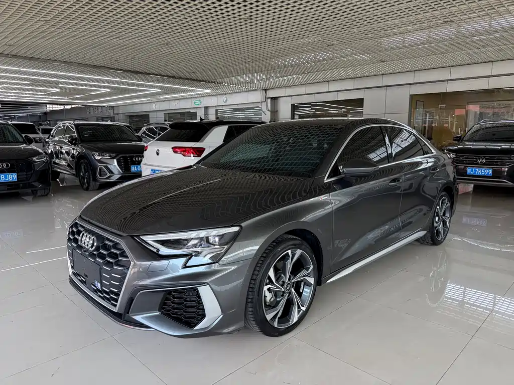 Купить Audi A3