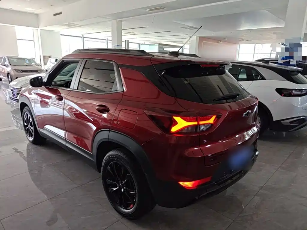 Chevrolet Tracker — миниатюра 5