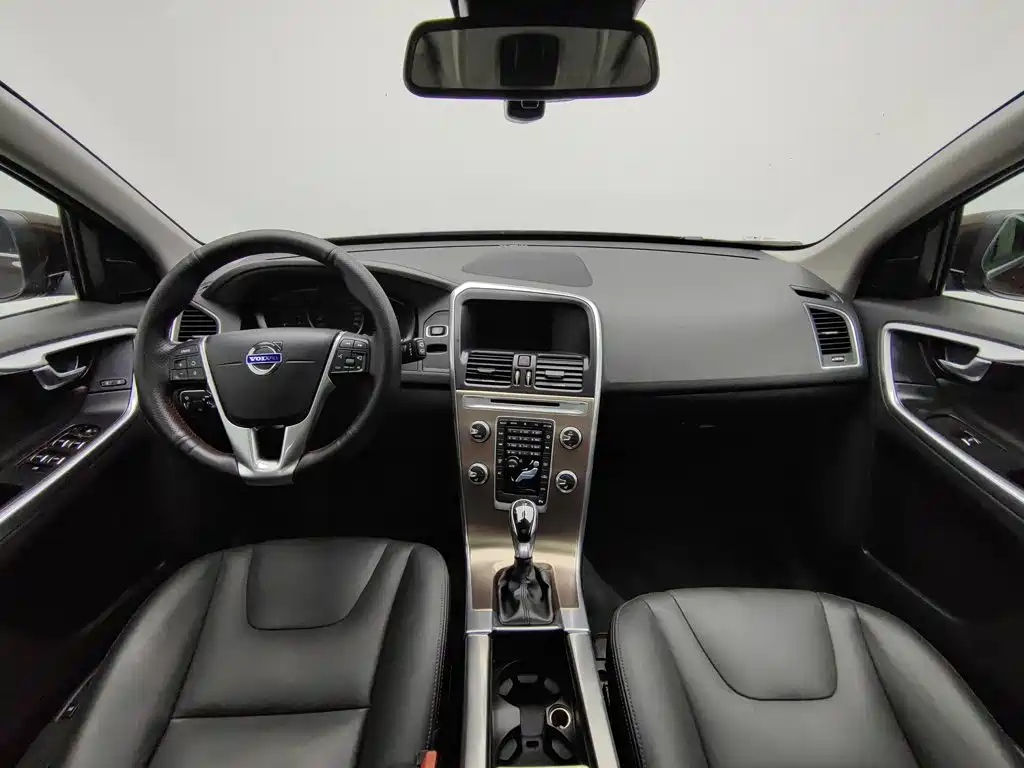 Volvo XC60 — миниатюра 5