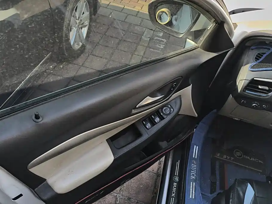Buick Excelle — миниатюра 7
