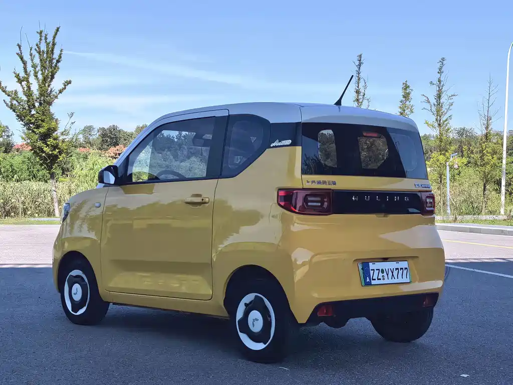 Wuling MINIEV — миниатюра 13