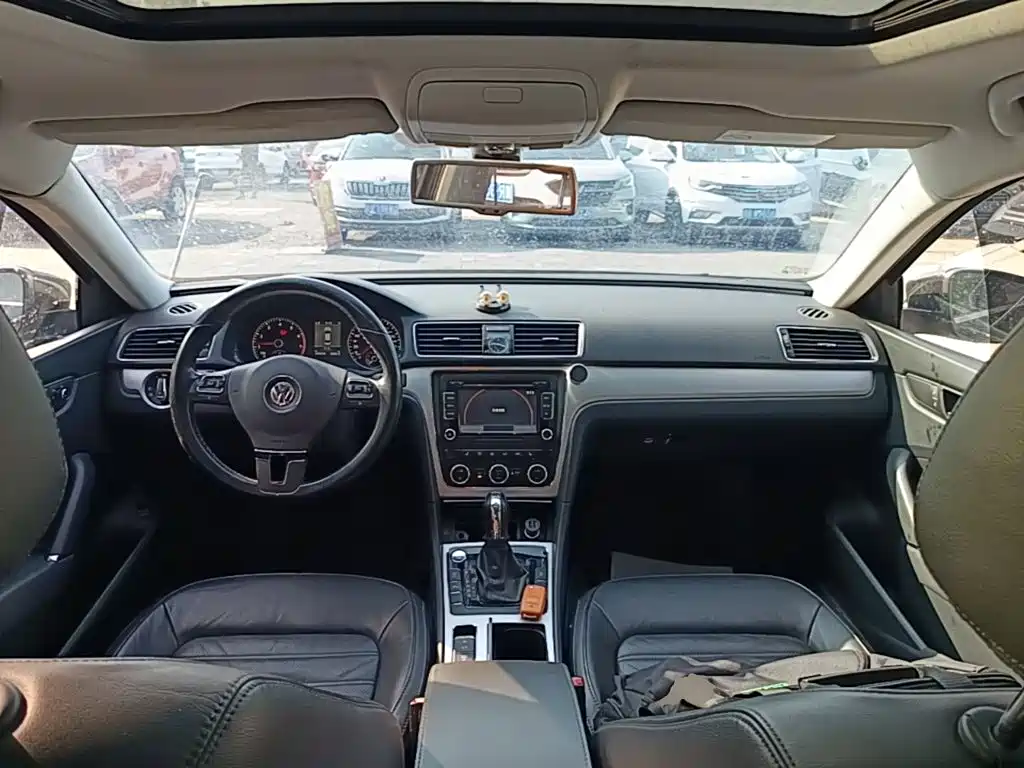Volkswagen Passat — миниатюра 10