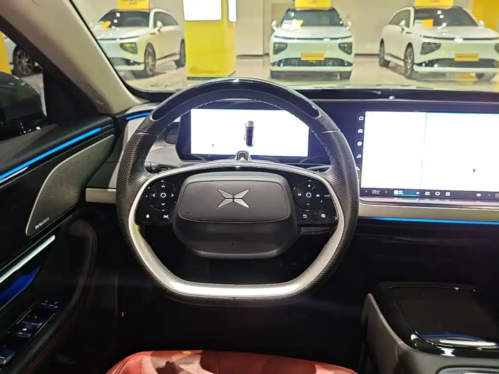 XPeng P7 — миниатюра 11