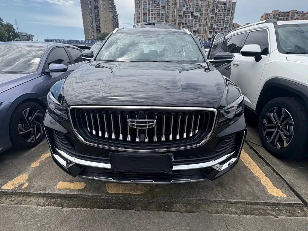Geely Xingyue L — миниатюра 2