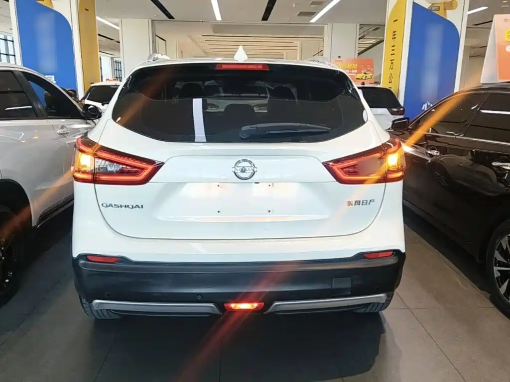 Nissan Qashqai — миниатюра 6