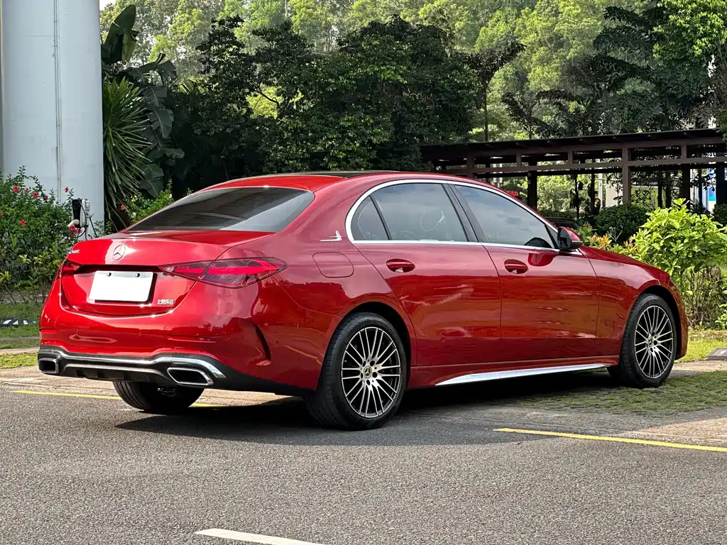 Mercedes-Benz C-Class — миниатюра 15