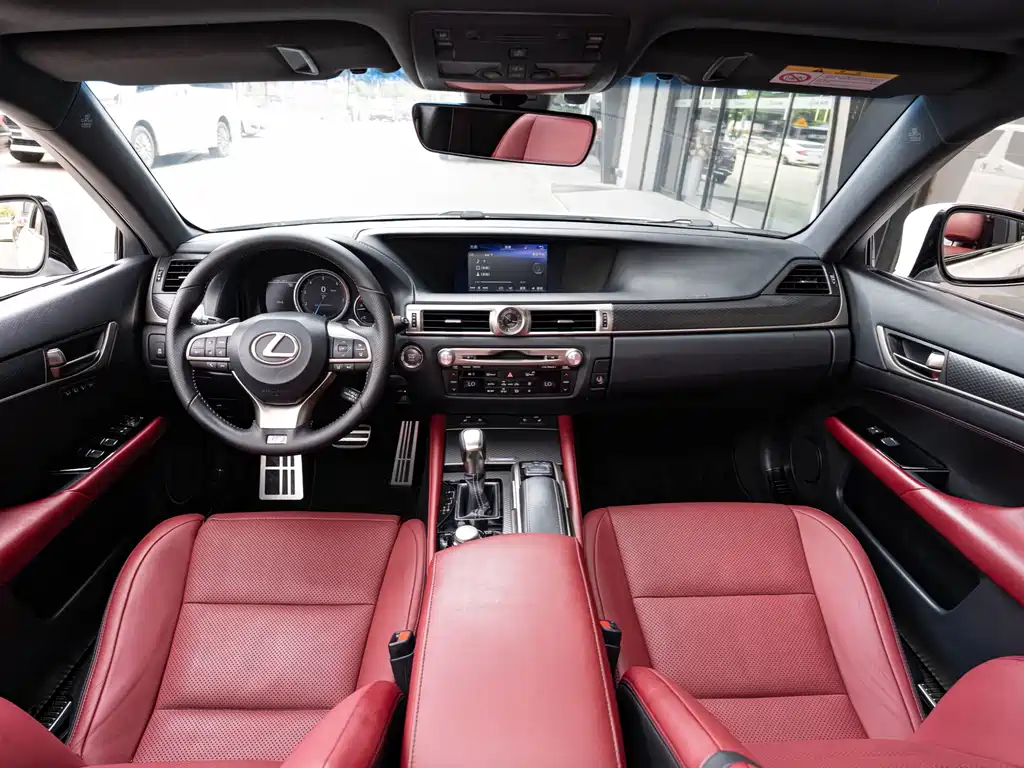 Lexus GS — миниатюра 13