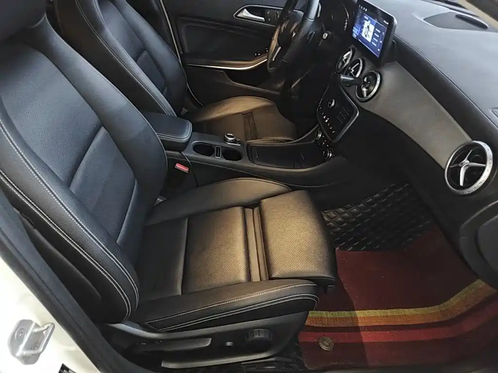 Mercedes-Benz GLA — миниатюра 25