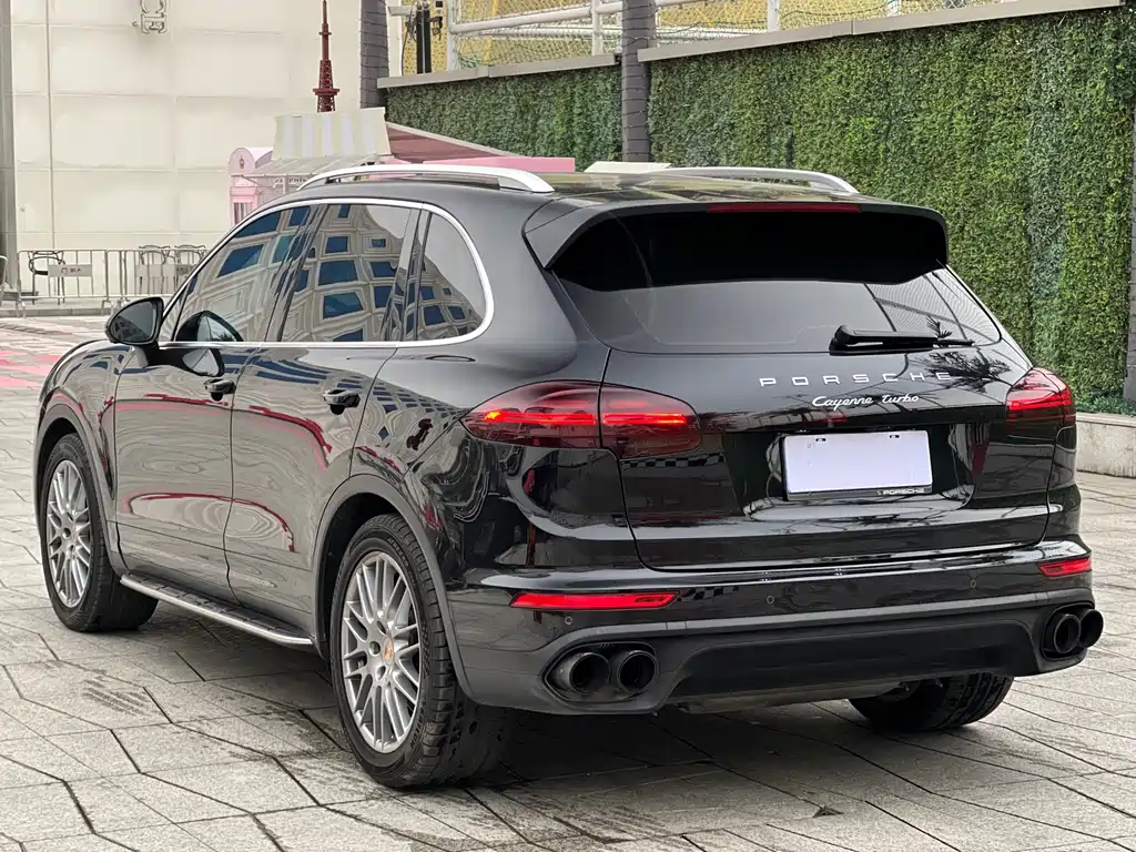 Porsche Cayenne 2015 Cayenne Turbo 4.8T