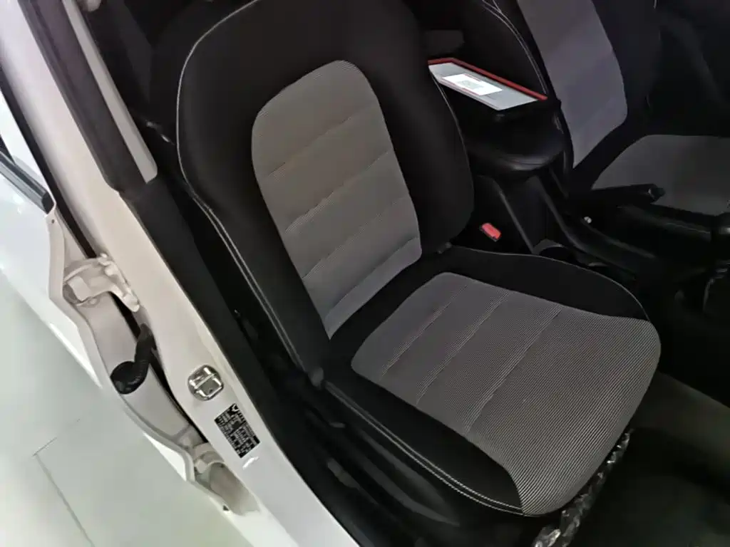 Wuling Hongguang — миниатюра 25