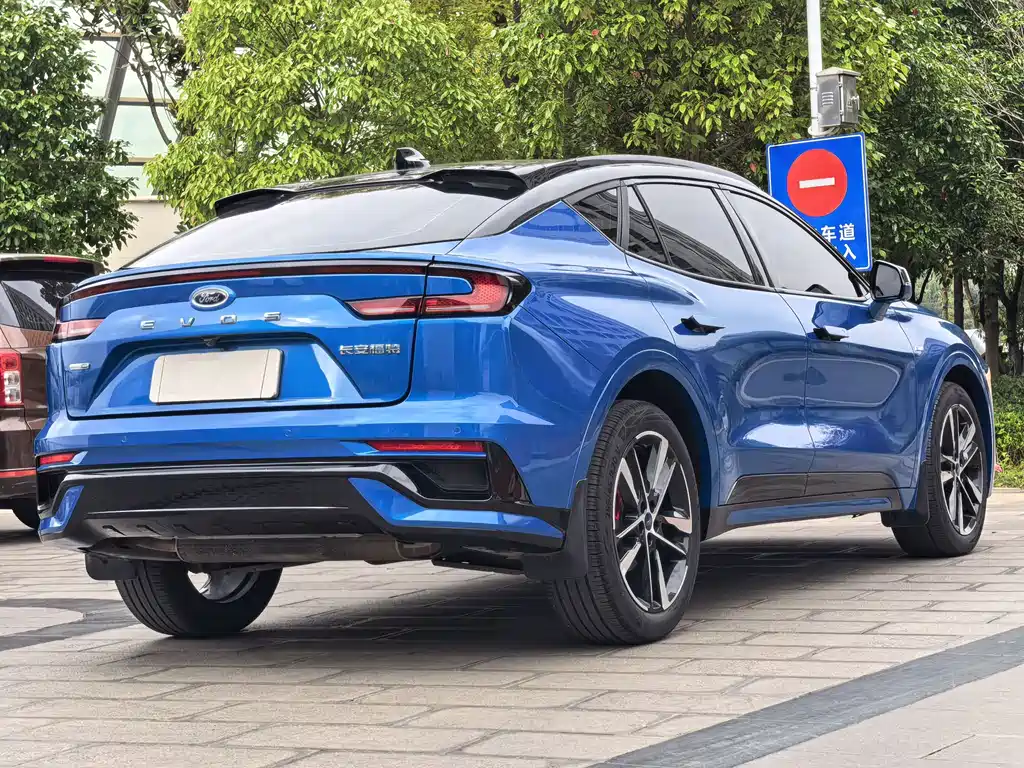 Ford Evos — миниатюра 4