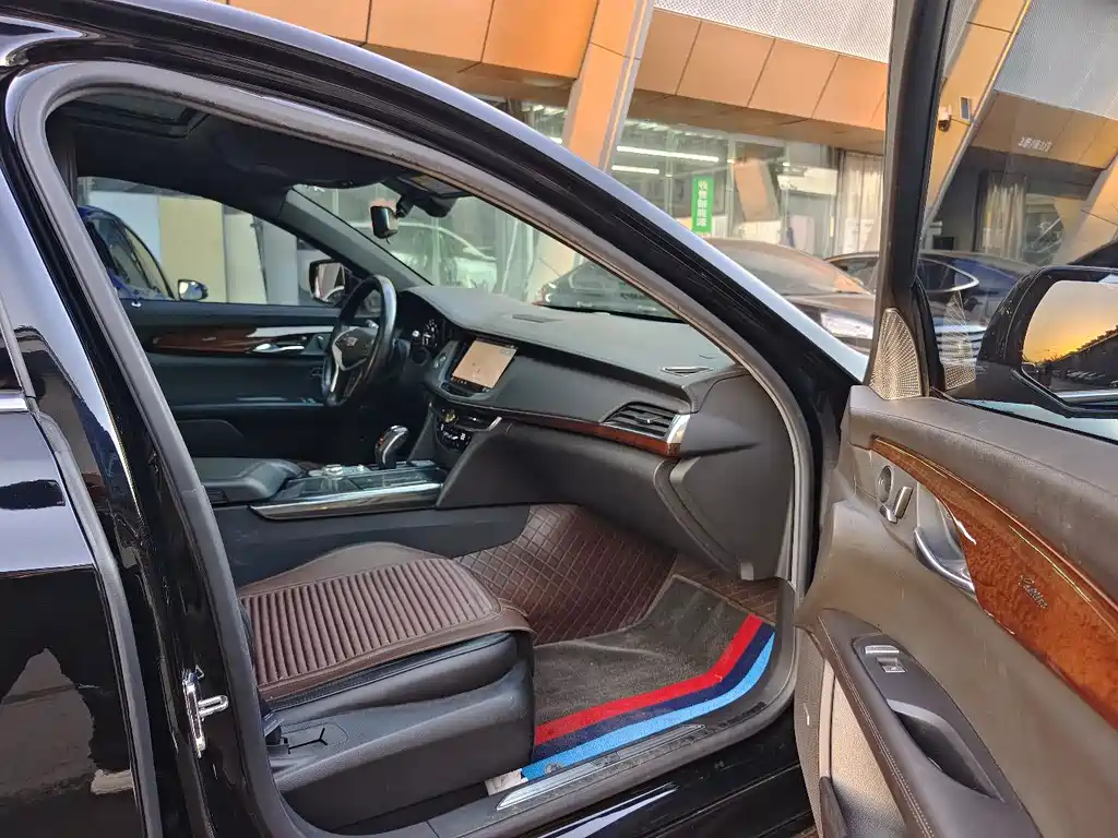 Cadillac CT6 — миниатюра 15