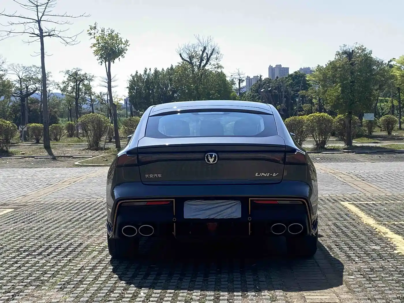 Chang'an UNI-V 2024 Черный из Китая
