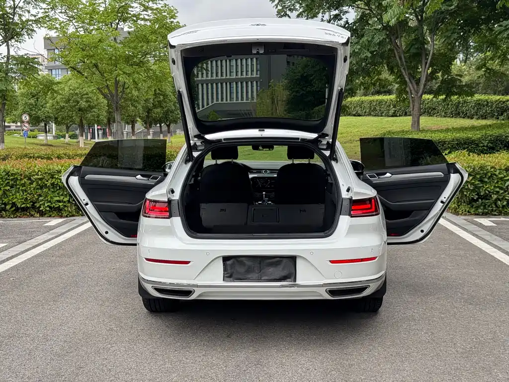 Volkswagen FAW - Passat CC CC 2019 330TSI VI