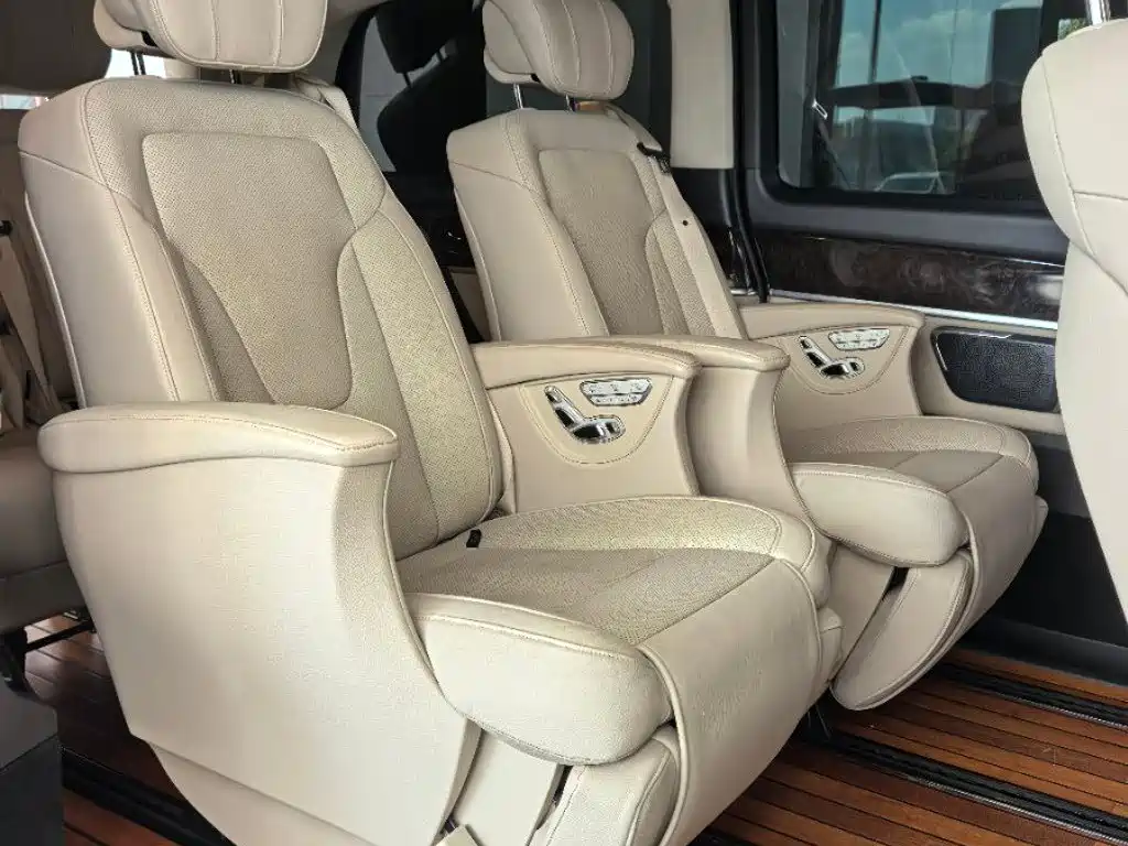 Mercedes-Benz V-Class — миниатюра 8