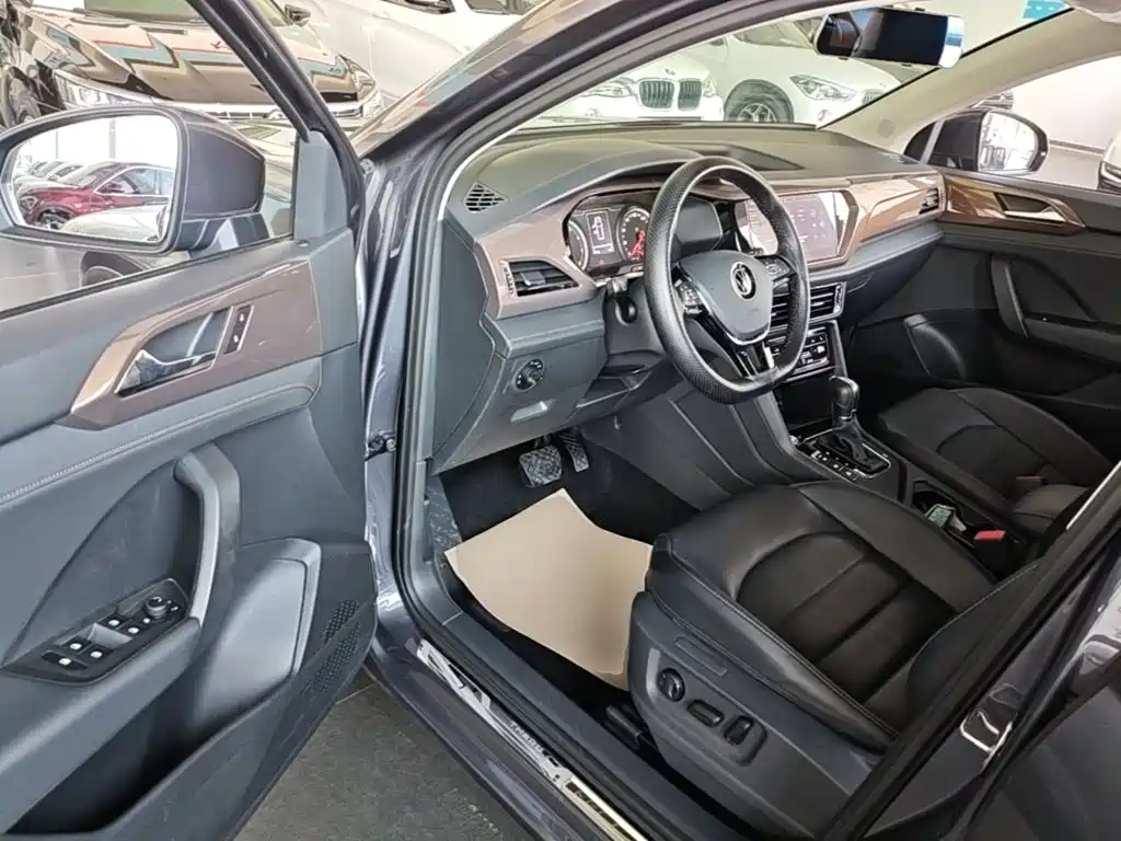 Volkswagen Tharu — миниатюра 16