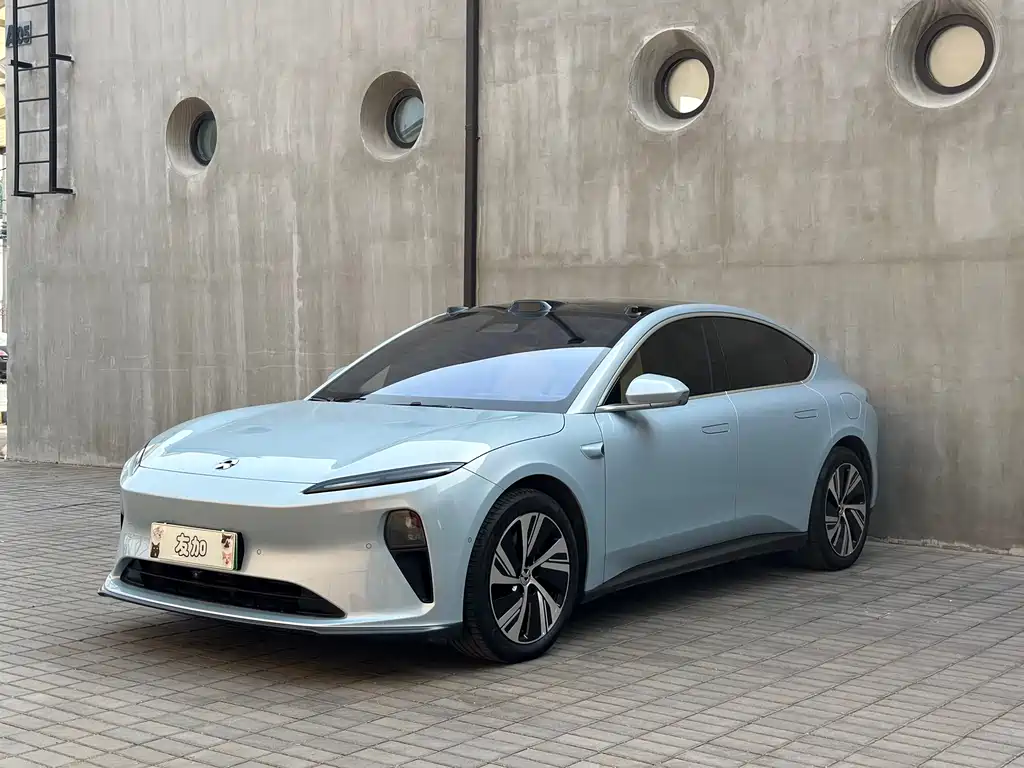 Nio ET5 2025
